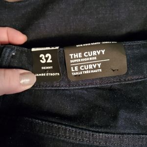 BNWT Reitmans High Waisted Jeans